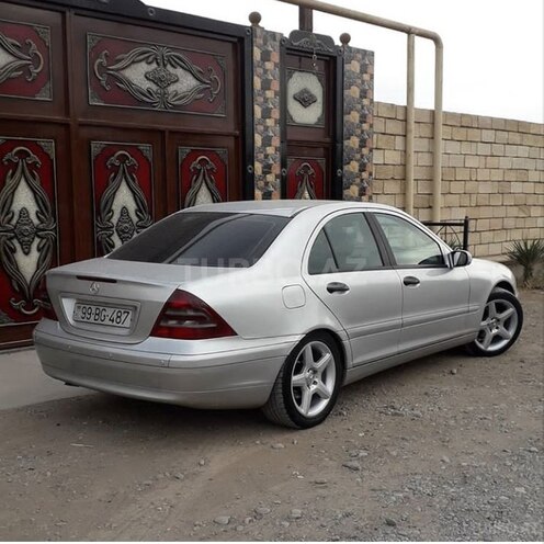 Mercedes C 220 2000, 295,000 km - 2.2 л - Bakı