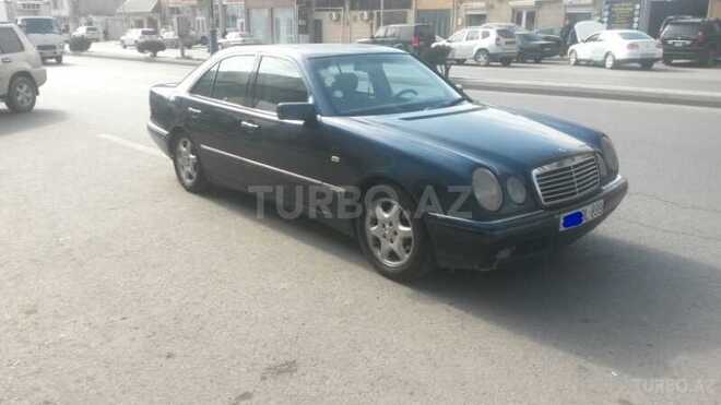 Mercedes E 230 1995, 233,300 km - 2.3 l - Bakı
