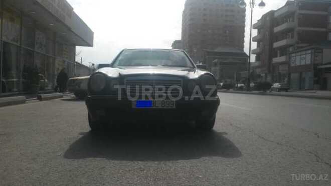 Mercedes E 230 1995, 233,300 km - 2.3 l - Bakı