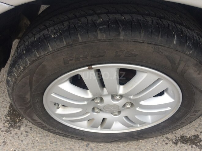 Mitsubishi Airtrek 2001, 183,041 km - 2.0 l - Sumqayıt