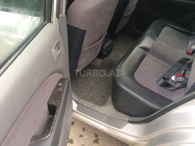 Mitsubishi Airtrek 2001, 183,041 km - 2.0 l - Sumqayıt