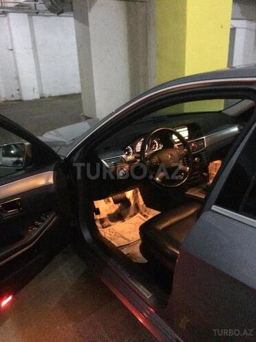 Mercedes E 250 2009, 165,000 km - 2.5 l - Bakı