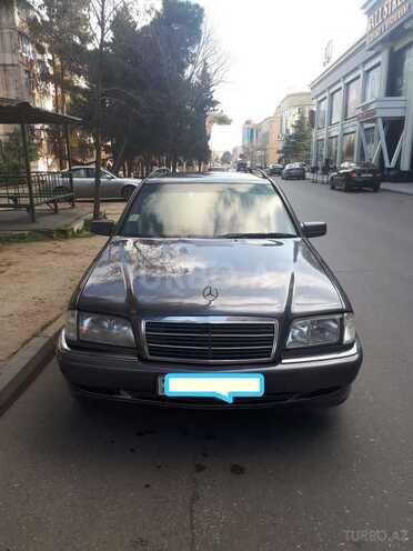 Mercedes C 220 1998, 385,000 km - 2.2 l - Bakı