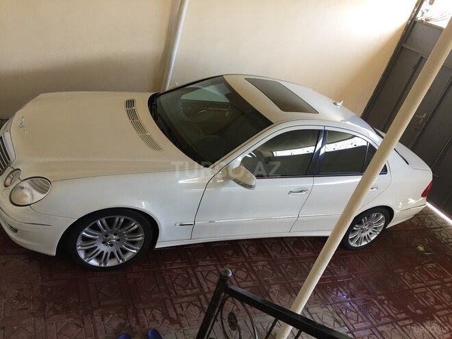 Mercedes E 350 2008, 218,000 km - 3.5 l - Qazax
