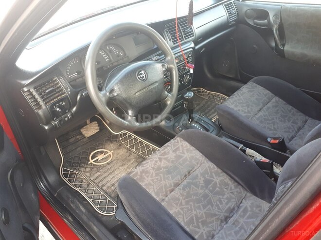 Opel Vectra 1997, 215,830 km - 2.0 л - Ağstafa