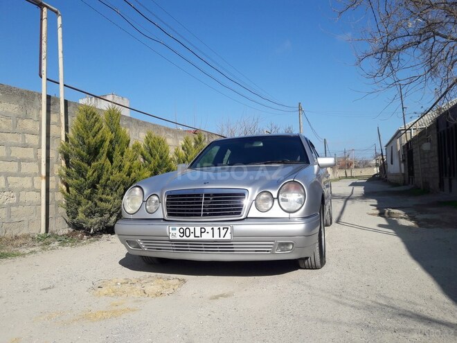 Mercedes E 240 1997, 260,000 km - 2.4 л - Bakı