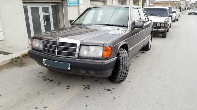 Mercedes 190 1992, 253,984 km - 1.8 l - Bakı