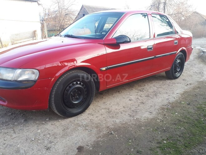 Opel Vectra 1997, 215,880 km - 2.0 л - Ağstafa