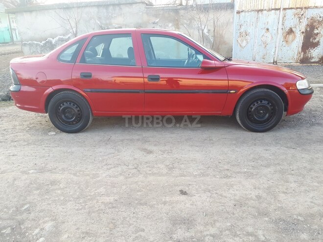 Opel Vectra 1997, 215,880 km - 2.0 л - Ağstafa