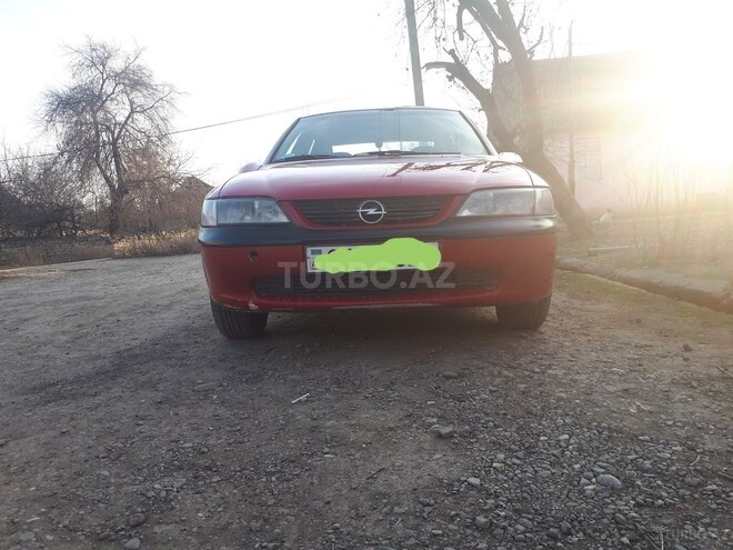 Opel Vectra 1997, 215,880 km - 2.0 л - Ağstafa