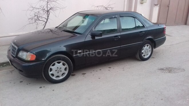 Mercedes C 220 1995, 365,000 km - 2.2 l - Bakı