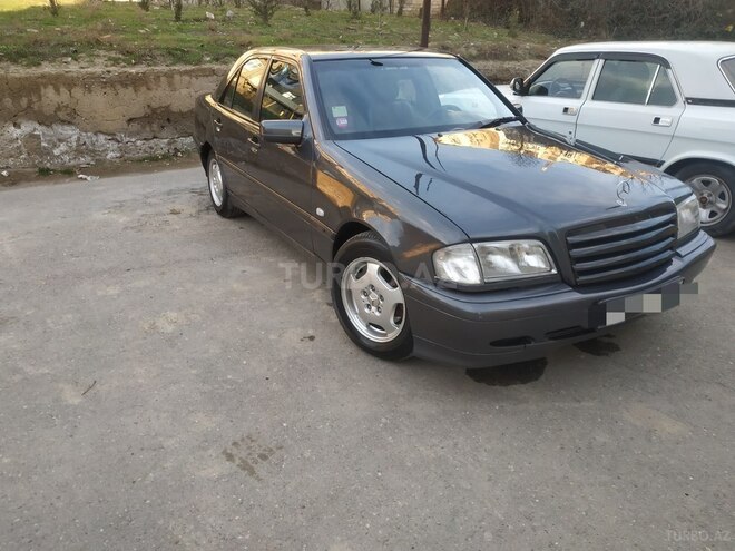 Mercedes C 200 1999, 261,000 km - 2.0 l - Sumqayıt