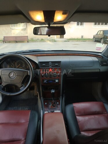 Mercedes C 200 1999, 261,000 km - 2.0 l - Sumqayıt
