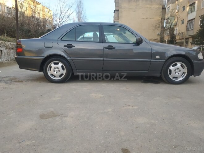 Mercedes C 200 1999, 261,000 km - 2.0 l - Sumqayıt