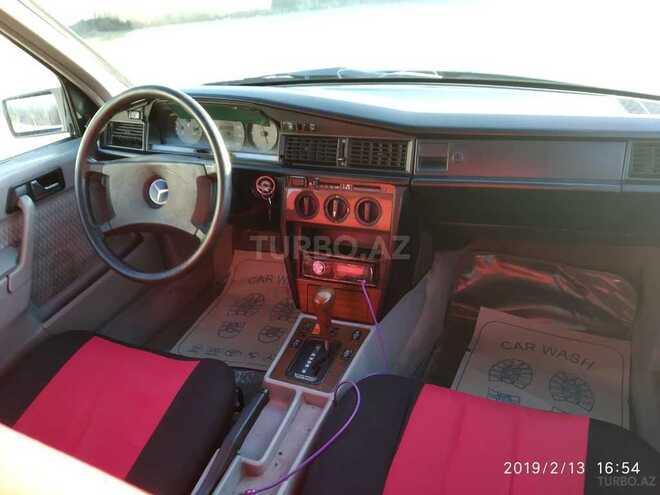 Mercedes 190 1990, 236,547 km - 2.0 l - Bakı