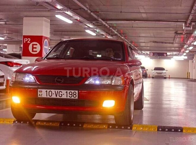 Opel Vectra 1997, 448,000 km - 2.0 l - Bakı