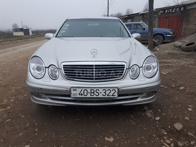 Mercedes E 220 2002, 295,342 km - 2.2 l - Quba