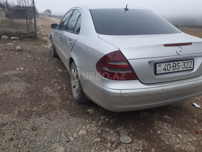Mercedes E 220 2002, 295,342 km - 2.2 l - Quba
