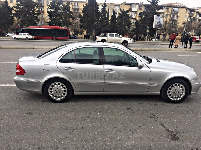 Mercedes E 240 2002, 305,000 km - 2.6 л - Bakı
