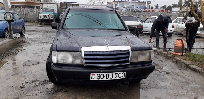 Mercedes 190 1989, 258,000 km - 2.0 л - Xaçmaz