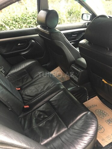 BMW 523 1999, 290,000 km - 2.5 l - Bakı