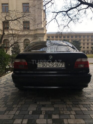 BMW 523 1999, 290,000 km - 2.5 l - Bakı