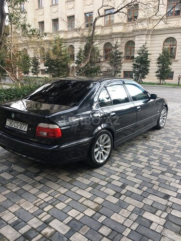 BMW 523 1999, 290,000 km - 2.5 l - Bakı