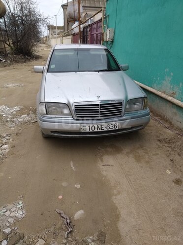 Mercedes C 220 1995, 480,000 km - 2.2 l - Bakı