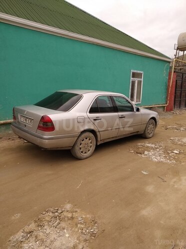 Mercedes C 220 1995, 480,000 km - 2.2 l - Bakı