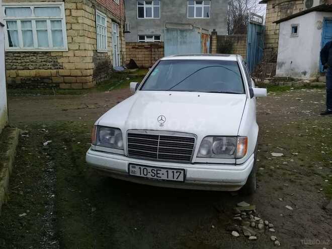 Mercedes E 200 1990, 265,700 km - 2.0 l - Masallı