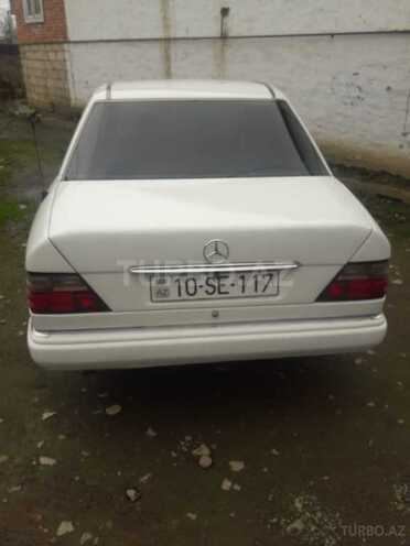 Mercedes E 200 1990, 265,700 km - 2.0 l - Masallı