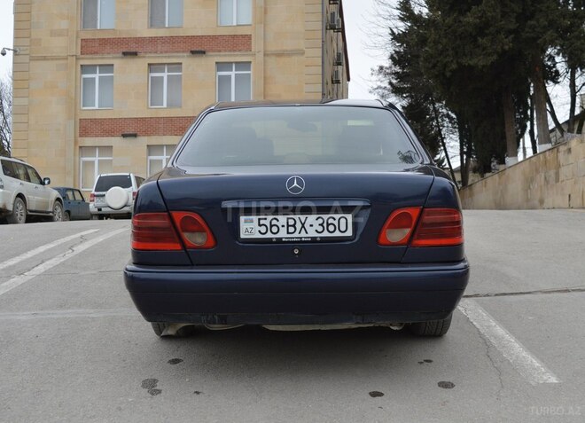 Mercedes E 240 1997, 555,550 km - 2.4 l - Şamaxı