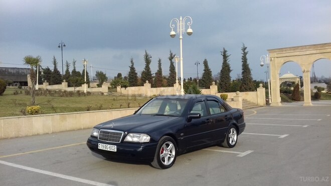 Mercedes C 200 1995, 350,000 km - 2.0 l - Bakı