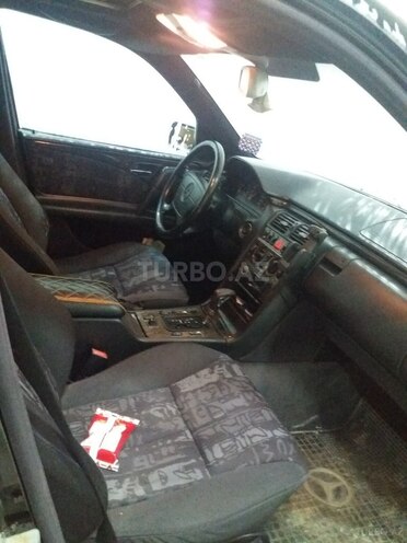Mercedes E 240 1998, 248,150 km - 2.4 l - Bakı