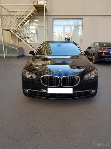 BMW 750 2011, 138,000 km - 4.4 l - Bakı