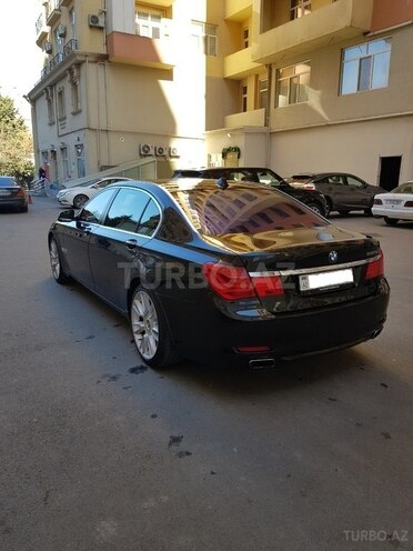 BMW 750 2011, 138,000 km - 4.4 l - Bakı
