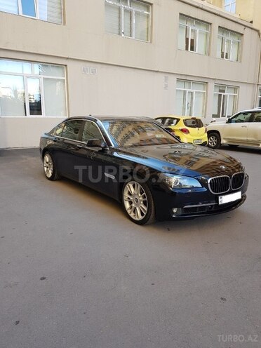 BMW 750 2011, 138,000 km - 4.4 l - Bakı