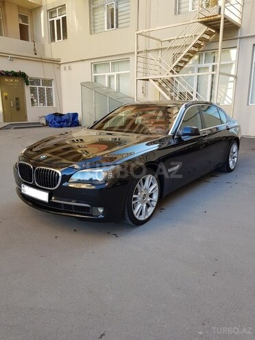 BMW 750 2011, 138,000 km - 4.4 l - Bakı