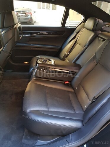 BMW 750 2011, 138,000 km - 4.4 l - Bakı