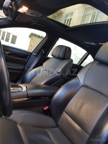 BMW 750 2011, 138,000 km - 4.4 l - Bakı