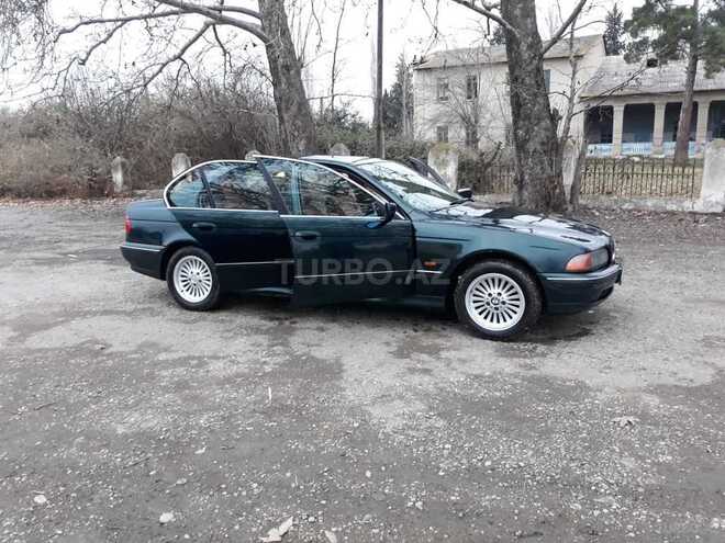 BMW 520 1998, 2,002 km - 0.1 l - Ucar