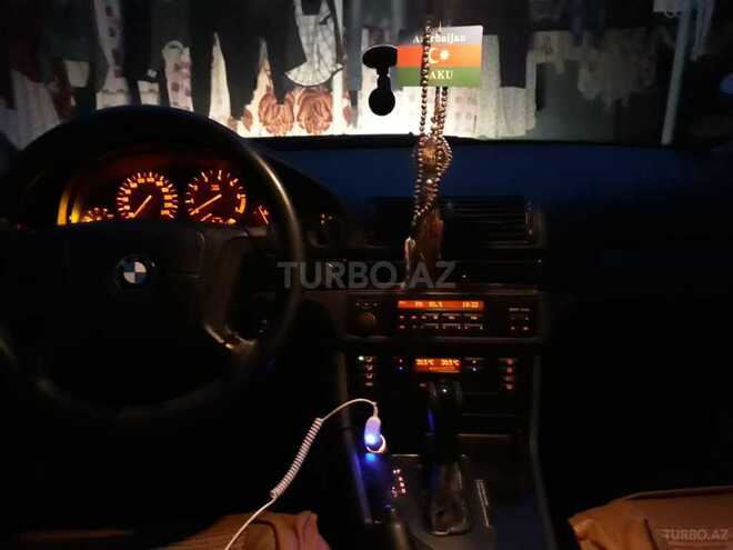 BMW 520 1998, 2,002 km - 0.1 l - Ucar