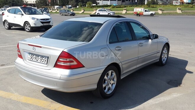 Mercedes C 200 2002, 263,252 km - 2.0 л - Bakı