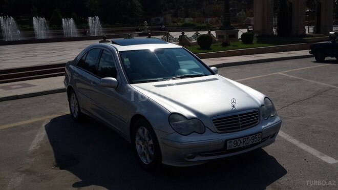 Mercedes C 200 2002, 263,252 km - 2.0 л - Bakı