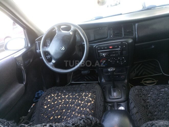 Opel Vectra 2001, 180,000 km - 1.8 l - Zərdab
