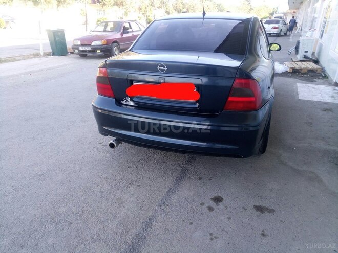 Opel Vectra 2001, 180,000 km - 1.8 l - Zərdab