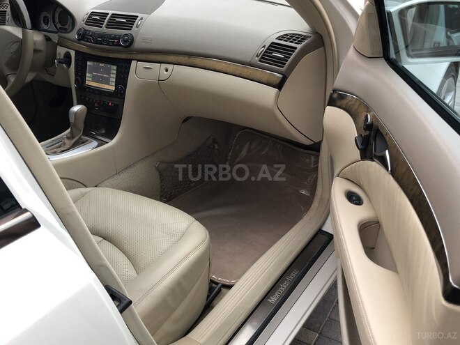 Mercedes E 320 2004, 293,000 km - 3.2 л - Bakı