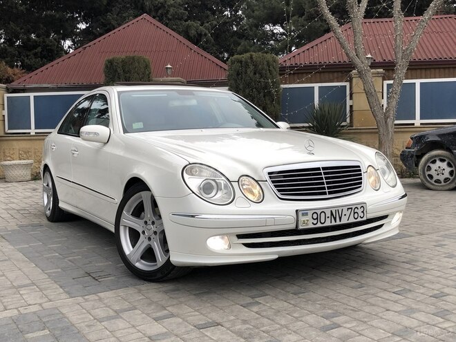 Mercedes E 320 2004, 293,000 km - 3.2 л - Bakı