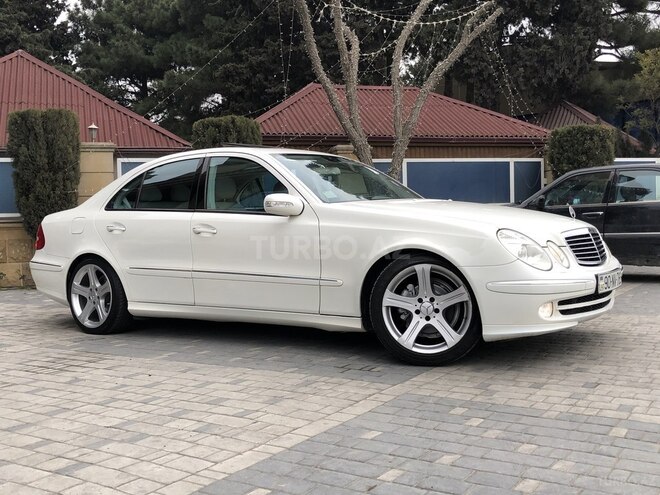 Mercedes E 320 2004, 293,000 km - 3.2 л - Bakı