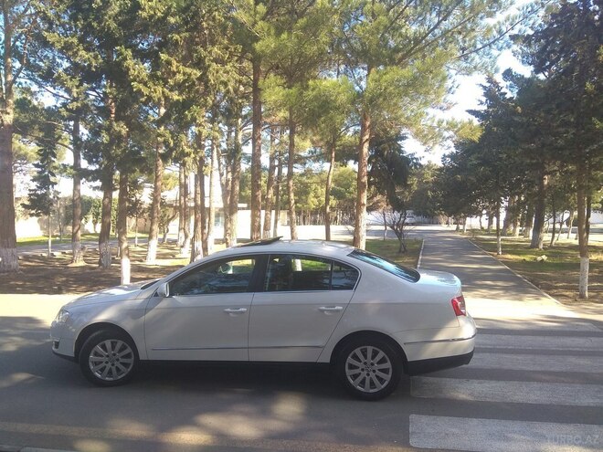 Volkswagen Passat 2010, 144,000 km - 1.8 l - Bakı